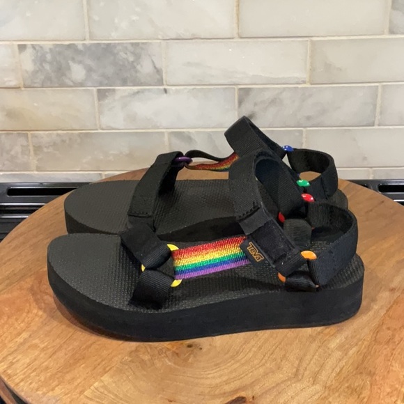 Teva Shoes - Teva Women’s Midform Universal Rainbow Pride Sandals with Rainbow Straps